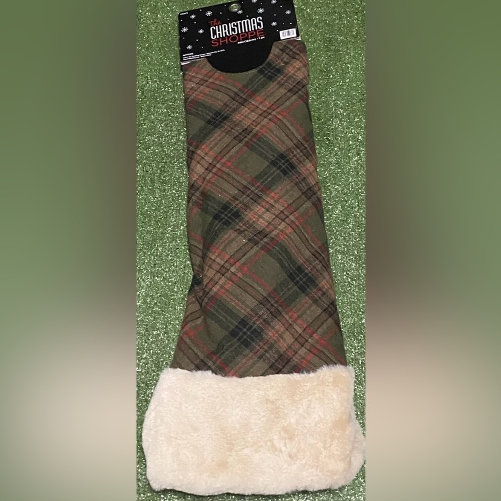 Christmas Green Plaid 48” Christmas Tree Skirt Cream Faux Fur Trim